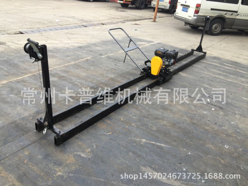 廠家直銷汽油混凝土攤鋪機 大功率重型汽油震動尺