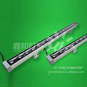 洗墻燈廠家    高亮度戶外防水大功率LED洗墻燈 48珠RGB
