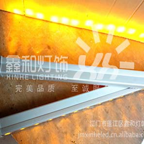 洗墻燈廠家    高亮度戶外防水大功率LED洗墻燈 48珠RGB