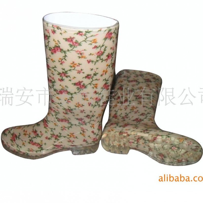 供應時尚印花女鞋款式新穎花色多樣 雨鞋