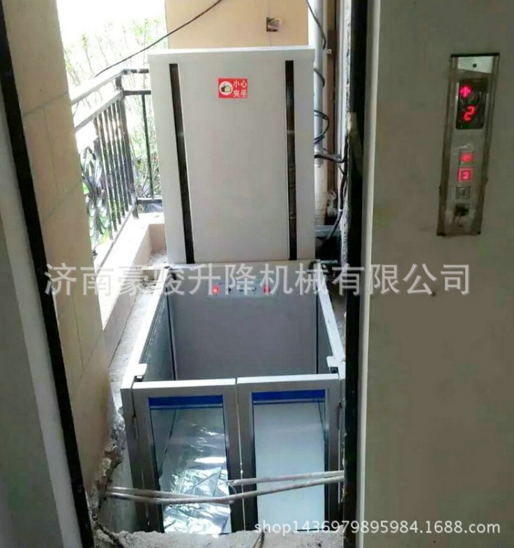 精品展示 鏈條導軌式升降機 小型導軌式升降機
