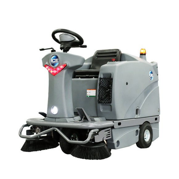 ICE 掃地車/駕駛式掃地機is1100，1750/月 全自動掃地機