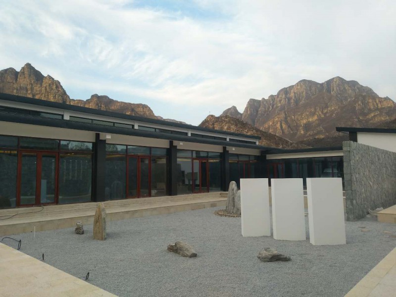 君誠鋁鎂錳板  七渡云嵐山莊餐廳鋁鎂錳屋面工程