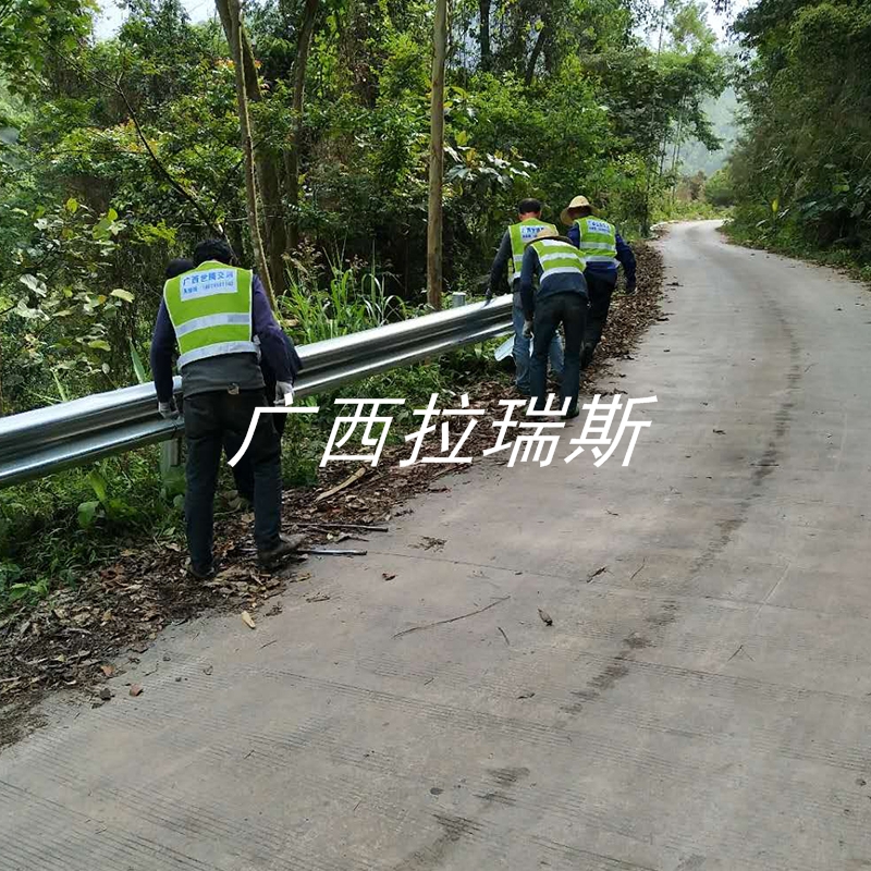 廣東公路護欄 防撞波形護欄廠家批發(fā)