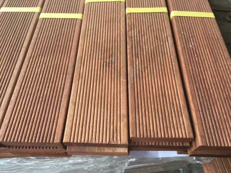 印尼菠蘿格地板戶外防腐木防滑槽實木庭院平臺硬木板進口板材