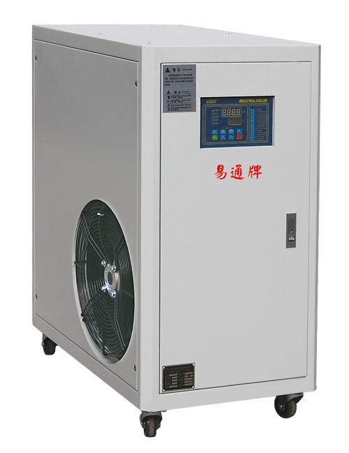 激光冷水機