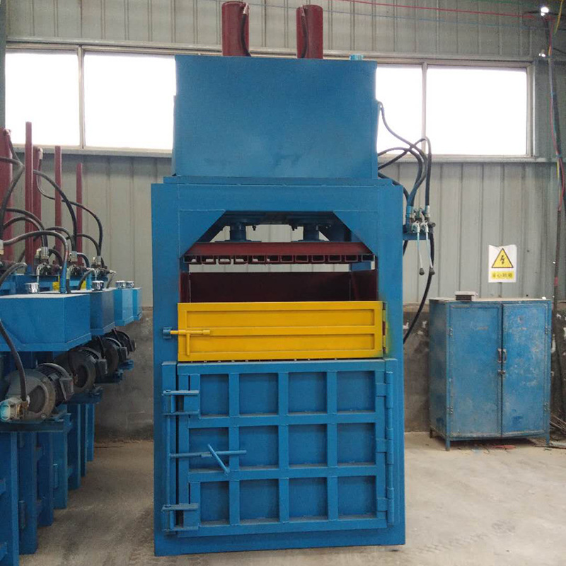 耀祖液壓廢紙打包機(jī) 廠家自銷(xiāo)礦泉水瓶液壓打包機(jī)