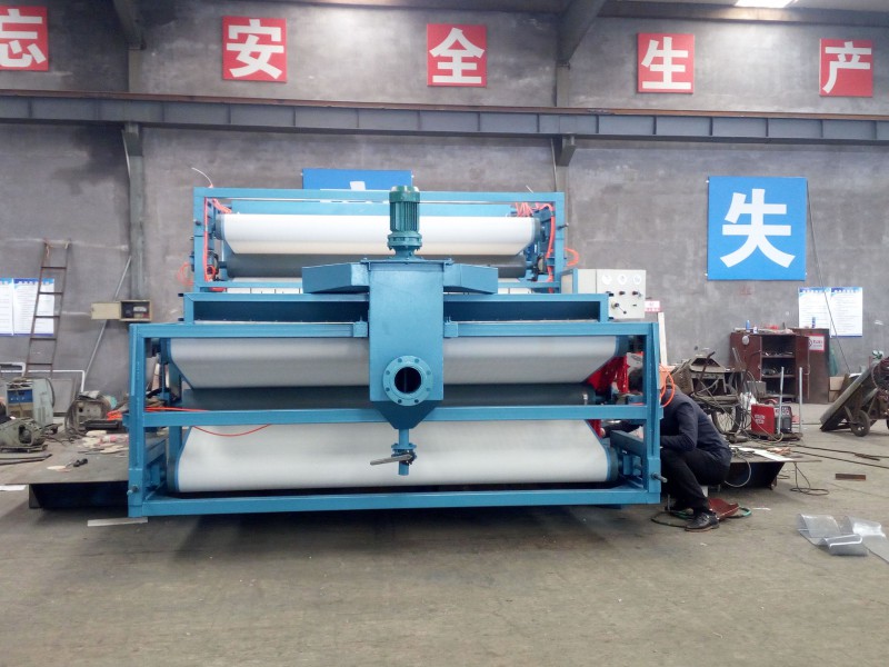 泥沙壓濾機(jī)，泥沙壓濾機(jī)廠家，天源環(huán)保專業(yè)制作泥沙壓濾機(jī)，泥沙脫水機(jī)，值得信賴