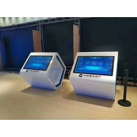 大尺寸落地觸控一體機 VR一體機 商顯廣告機