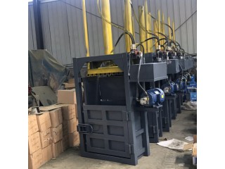 液壓打包機生產廠家 小型打包機圖片大全