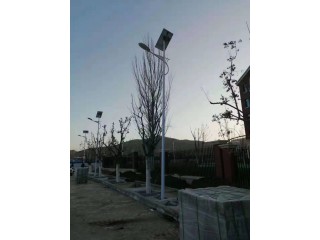 貴州遵義太陽能路燈廠家_遵義太陽能路燈價格_遵義6米太陽能路燈