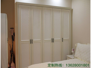 專業(yè)定制衣柜廠家