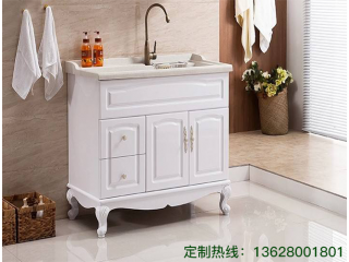 品牌潔具柜多少錢