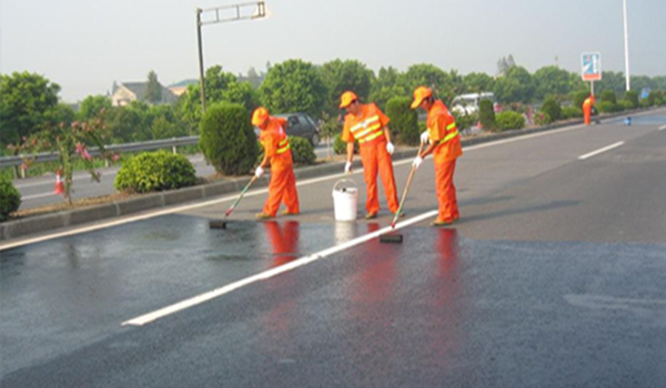瀝青路面復原劑