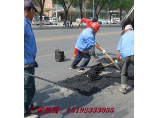 道路坑槽修補使用河南周口瀝青冷補料的諸多優勢
