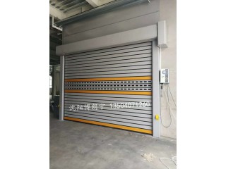 硬質快速卷簾門