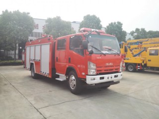 公司專業生產各類消防車輛,水罐消防車,泡沫消防車,高噴消防車